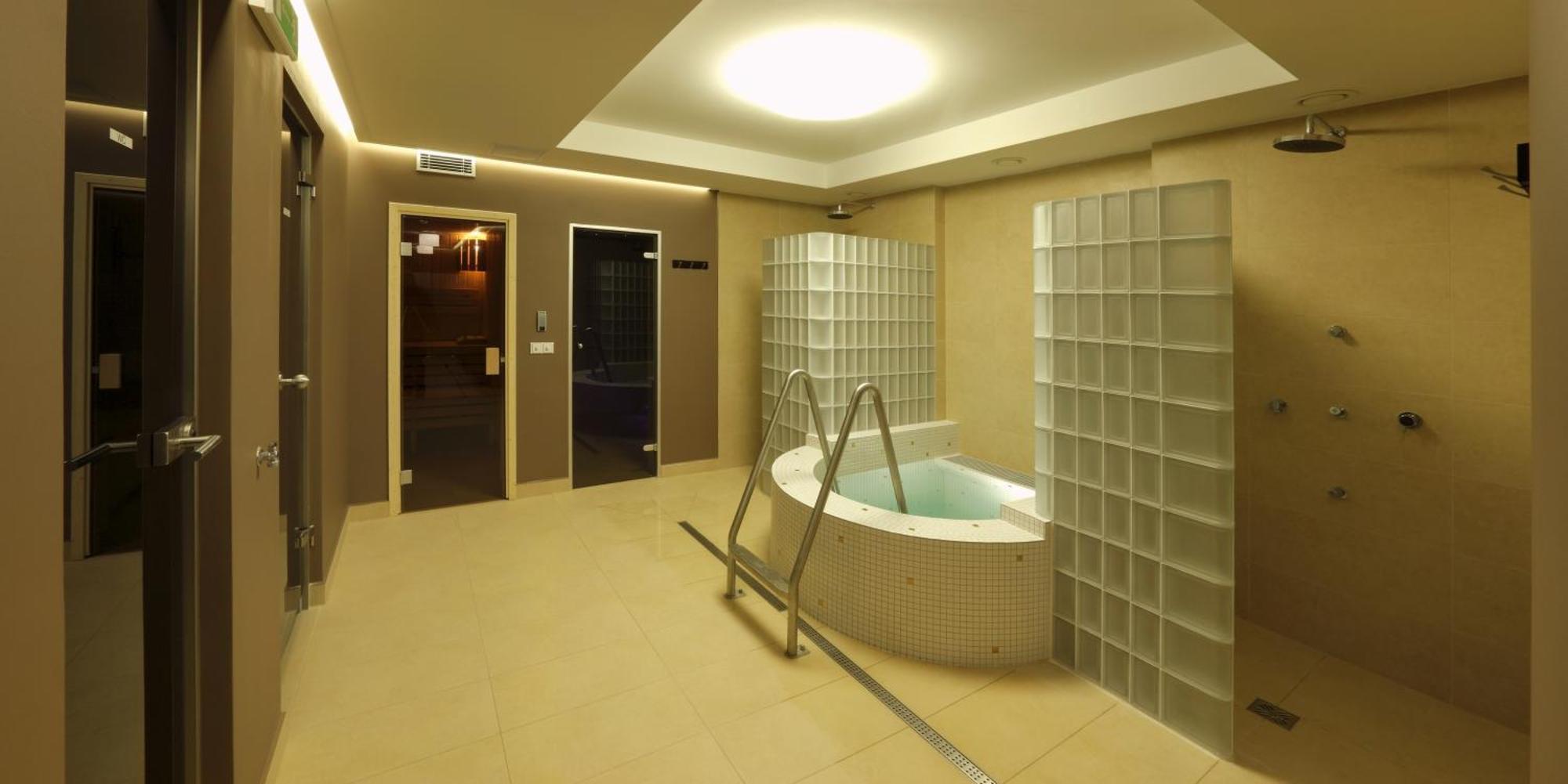 Esmarin wellness hotel Mníšek pod Brdy Exterior foto